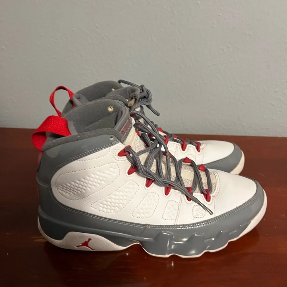 Air Jordan 9 Fire Red Retro Nike